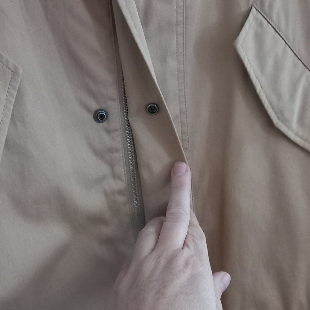 A.P.C. beige trench coat with hood - Picture 9 of 13